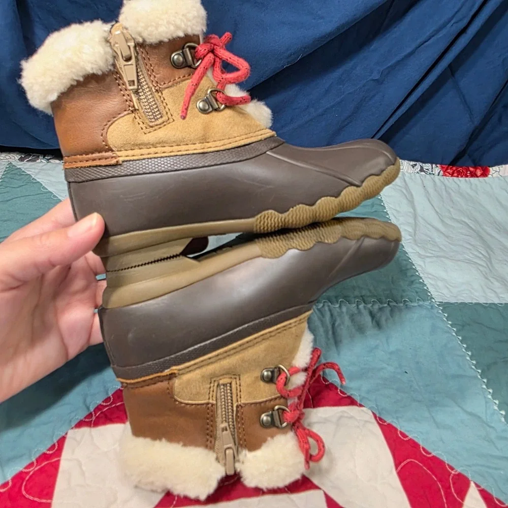 Sperry Saltwater Duck Boots Kids Size 10 Brown Tan Faux‎ Fur Waterproof Zip